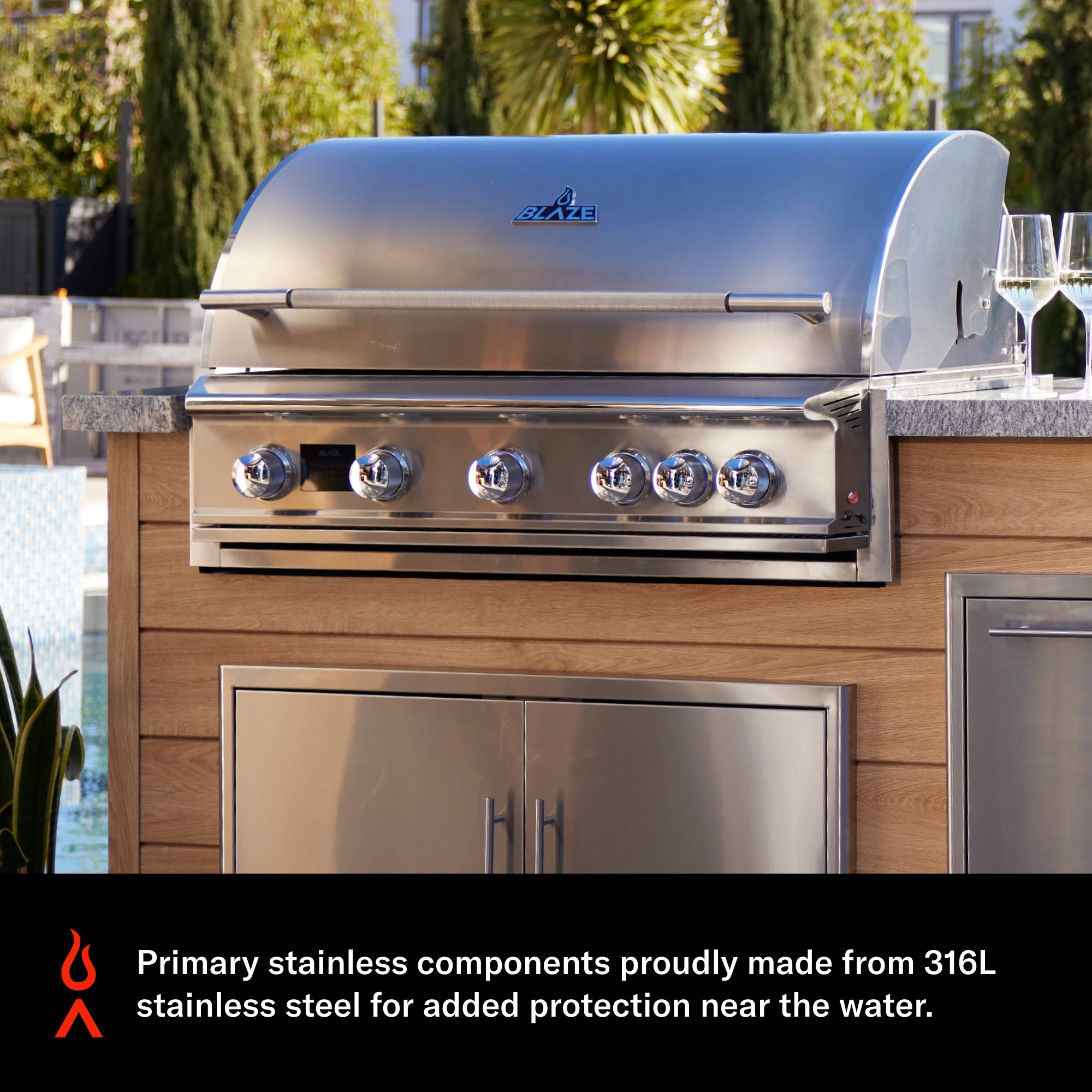 Blaze Marine Grade Insulated Jacket For LTE Pro 32" 4-Burner Gas Grill-MG