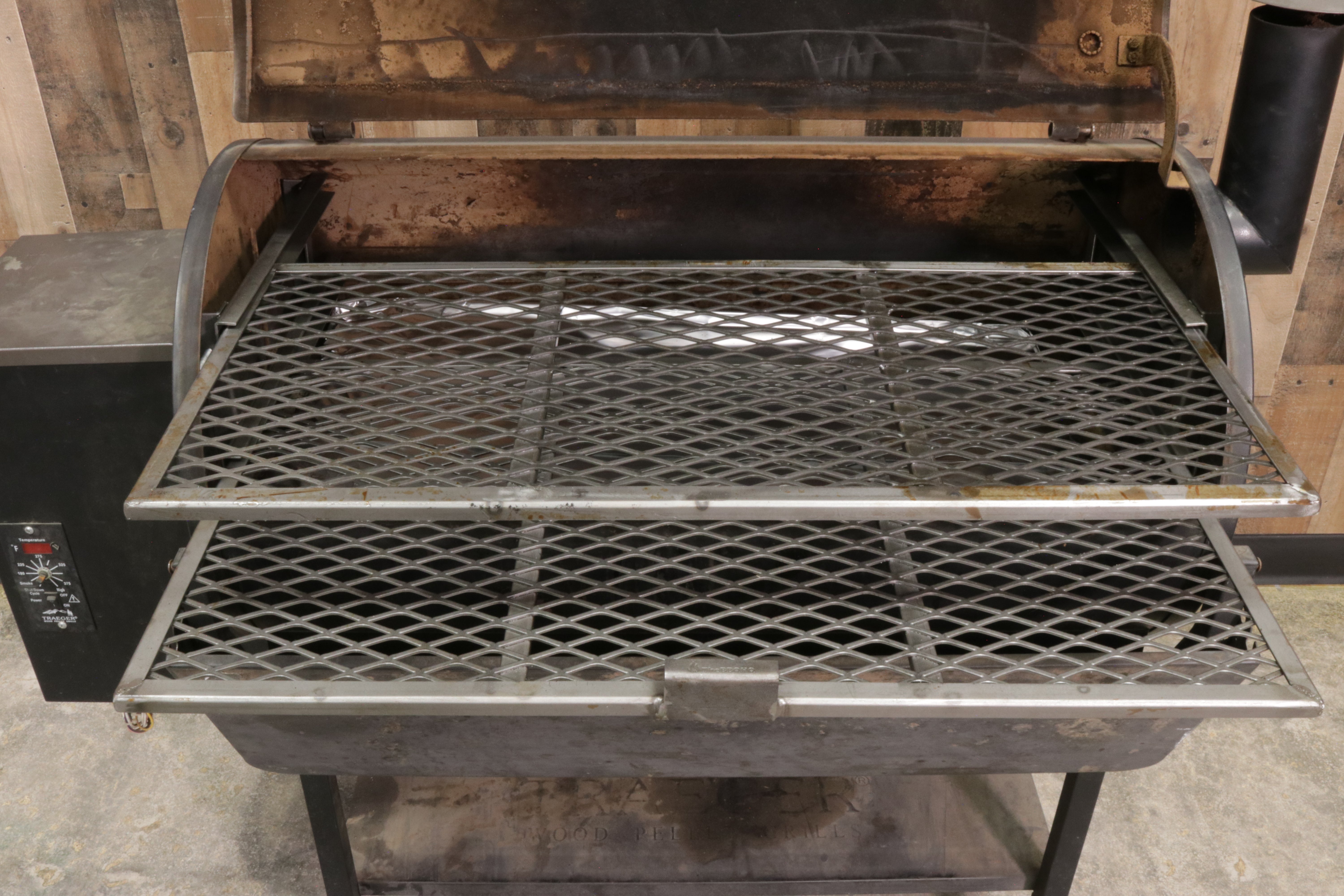 Traeger Pellet Traeger Cast Iron Grill Grate TheBBQHQ Ultimate